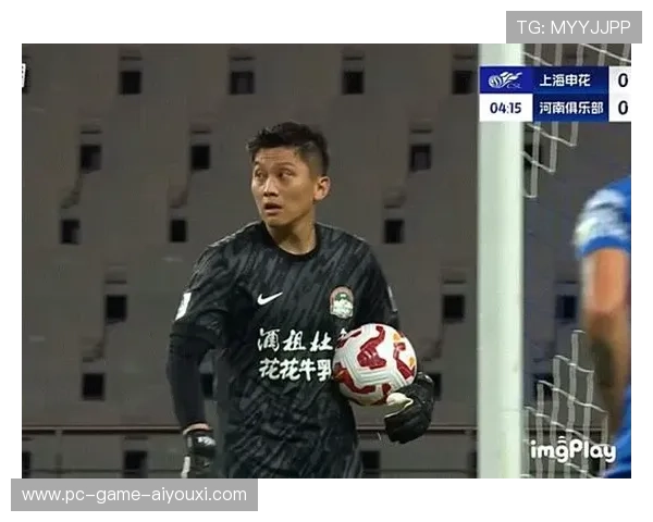 上海申花前场压迫成功，断球后快速形成打门