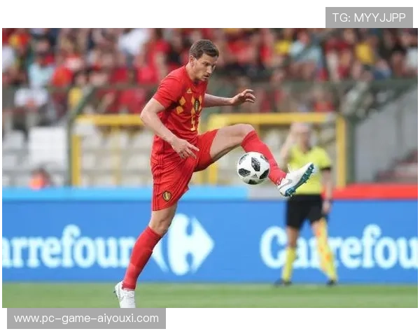 孔德禁区内头球破坏进攻：从空中霸主到稳固后防的秘密